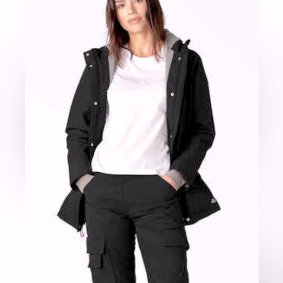 Dickies. Waterproof jacket, fully seam sealed insulation - Picture 1 of 8